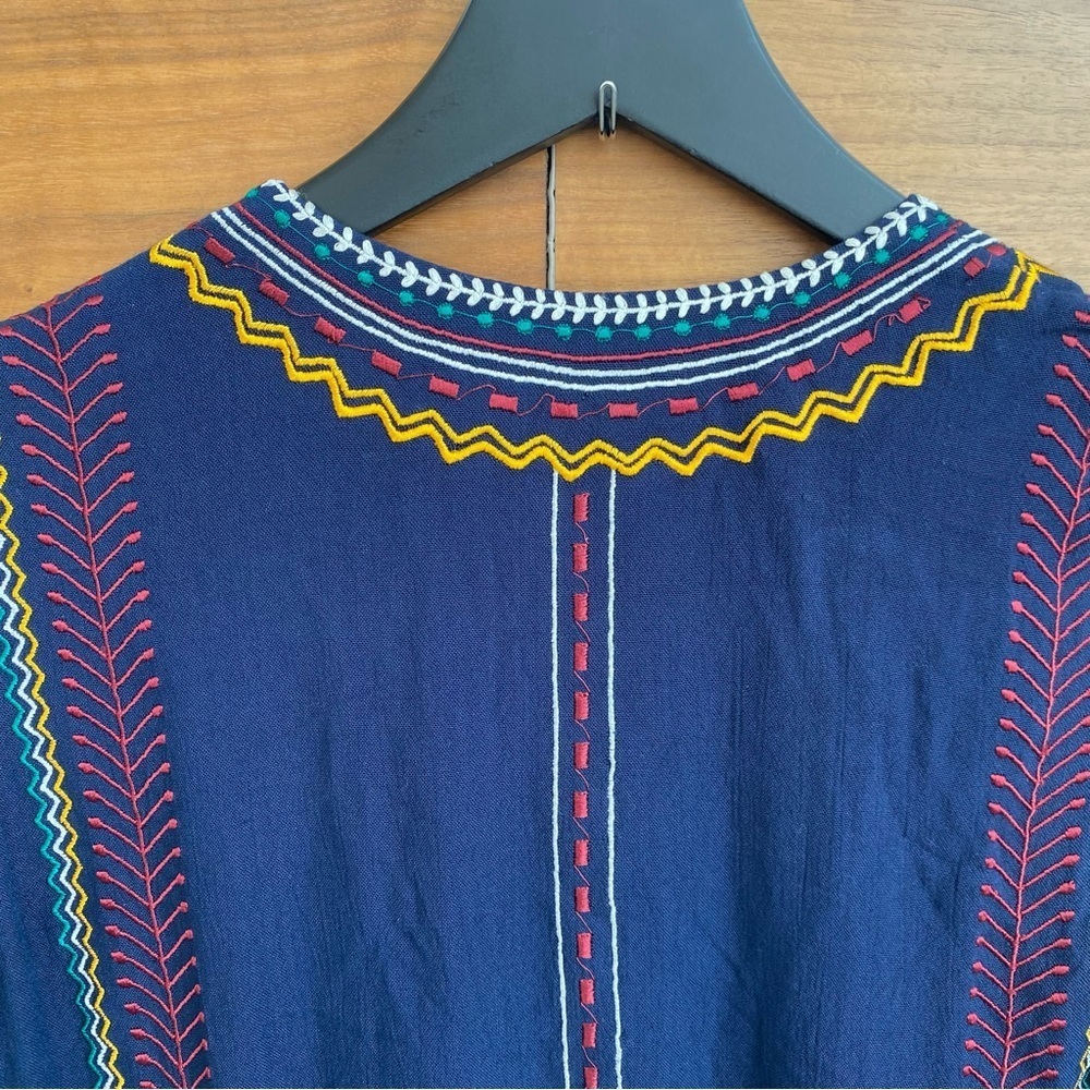 Alice & Olivia Jolene Embroidered Dress, Size 4 - Picture 12 of 13